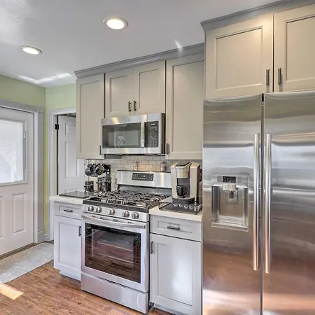Charming Craftsman Cottage With Garden And Hot Tub! Fullerton Exterior photo